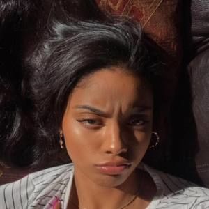 Meet your Posher, Bijou